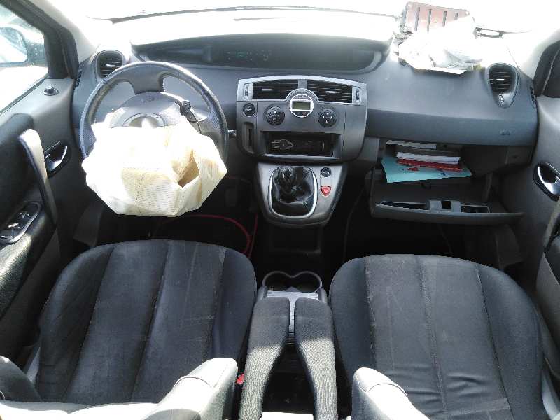 RENAULT SCENIC II 2003