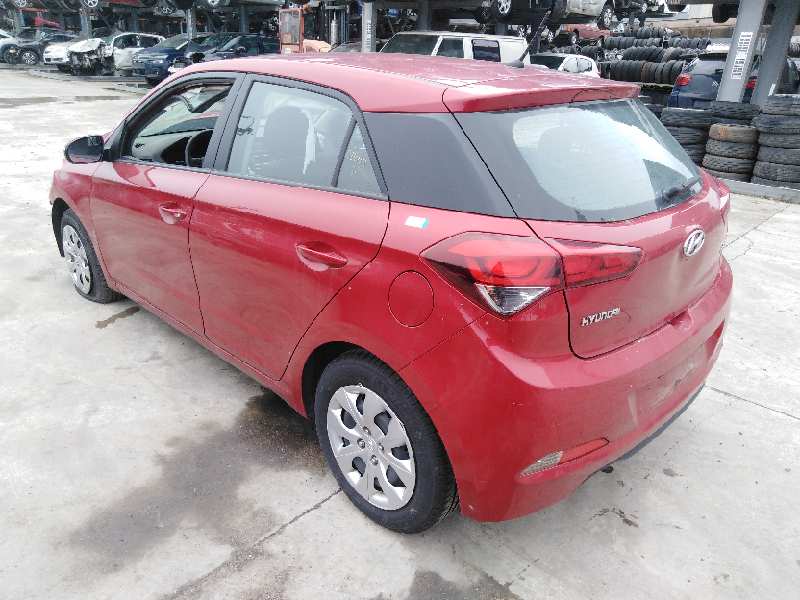 PARAGOLPES TRASERO