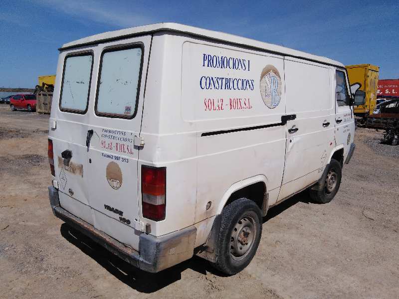 NISSAN TRADE 100 1996