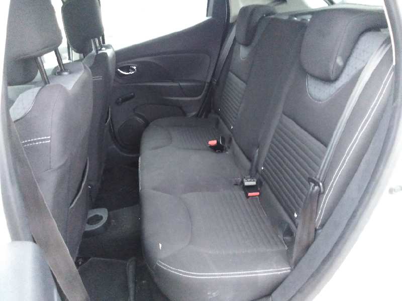 ASIENTO DELANTERO IZQUIERDO