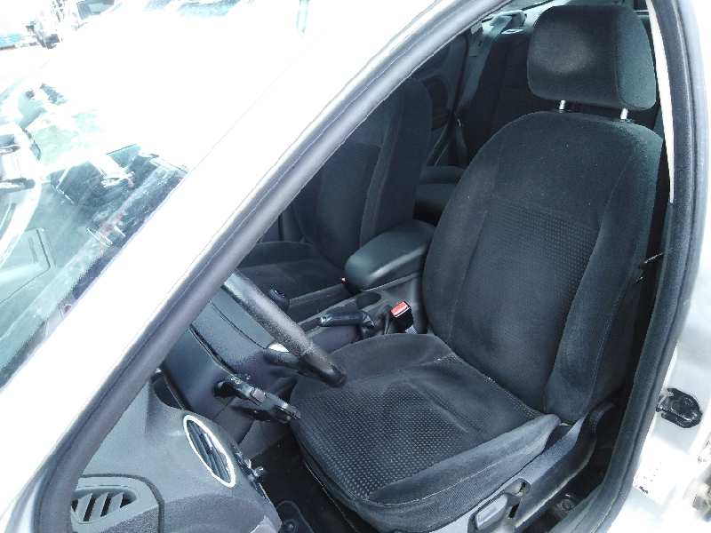 FORD FOCUS SPORTBREAK (CAP) 2004