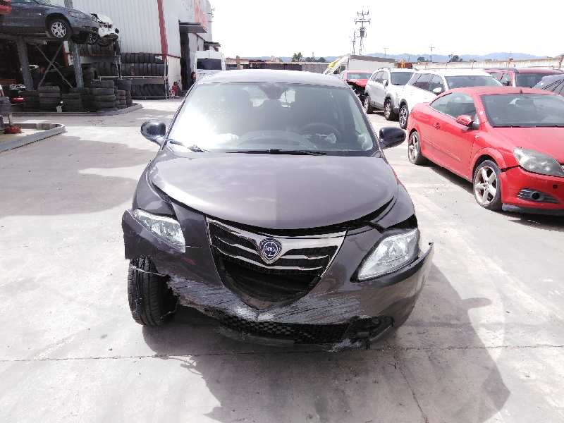 LANCIA YPSILON (402) 2011