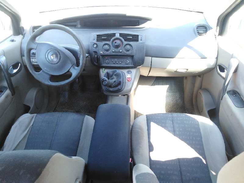 RENAULT SCENIC II 2003