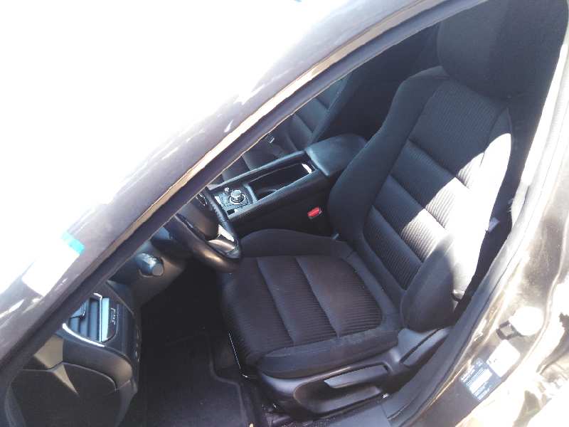 ASIENTO DELANTERO IZQUIERDO