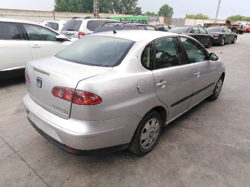 SEAT CORDOBA BERLINA (6L2) 2002