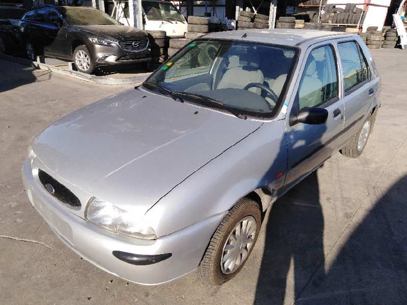 FORD FIESTA BERLINA 1995