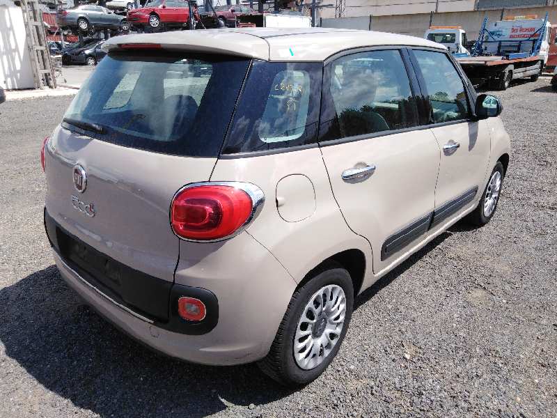 FIAT 500 L (330) 2012