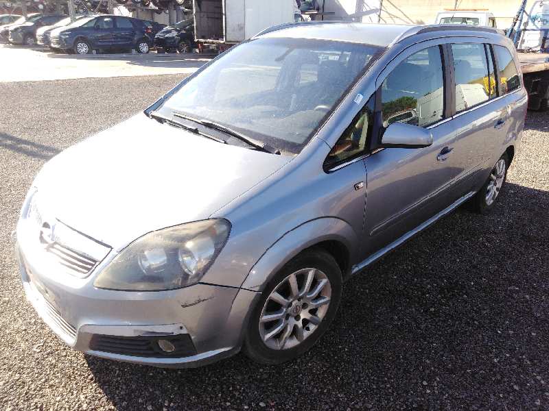 OPEL ZAFIRA B 2005