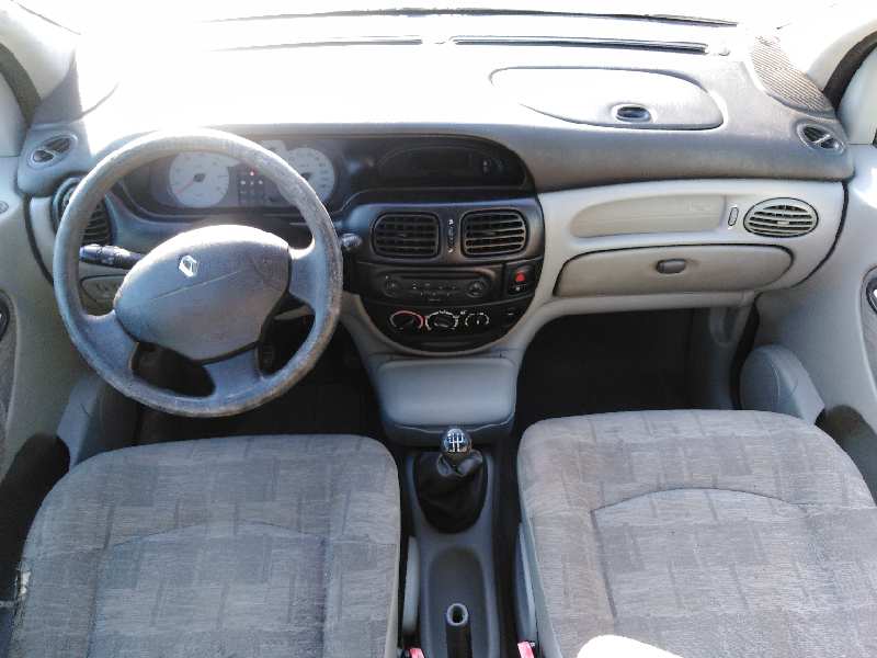 RENAULT SCENIC RX4 (JA0) 2000