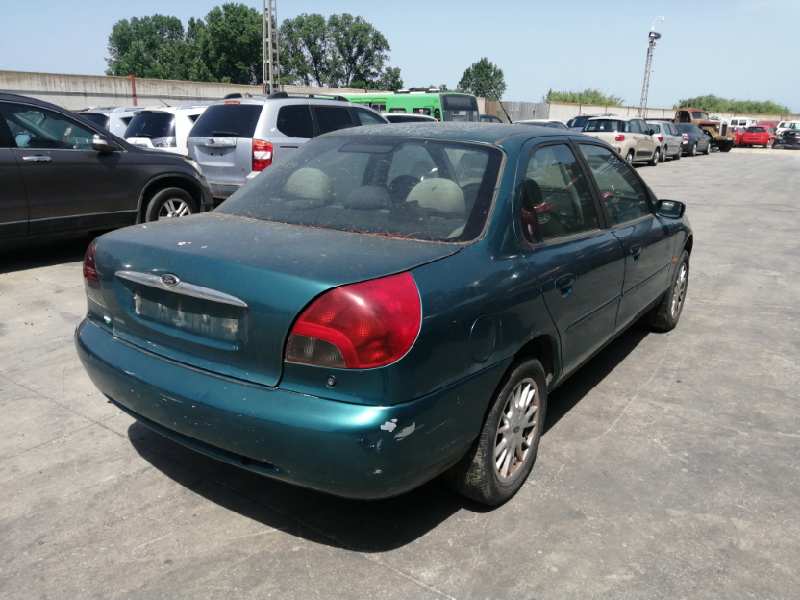 FORD MONDEO BERLINA (GD) 1997