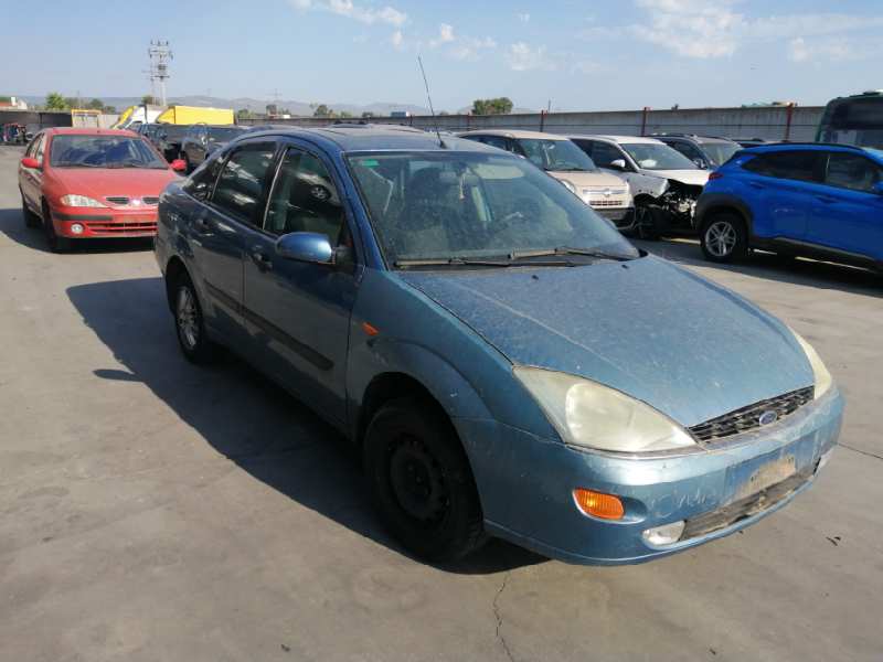 FORD FOCUS BERLINA (CAK) 1998