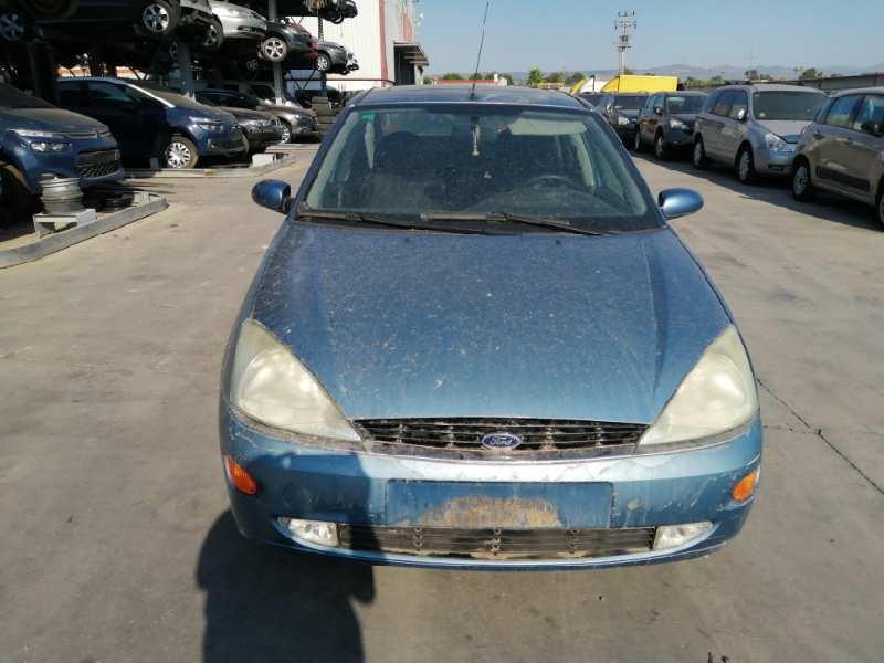 FORD FOCUS BERLINA (CAK) 1998