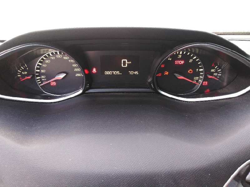 CINTURON SEGURIDAD TRASERO IZQUIERDO