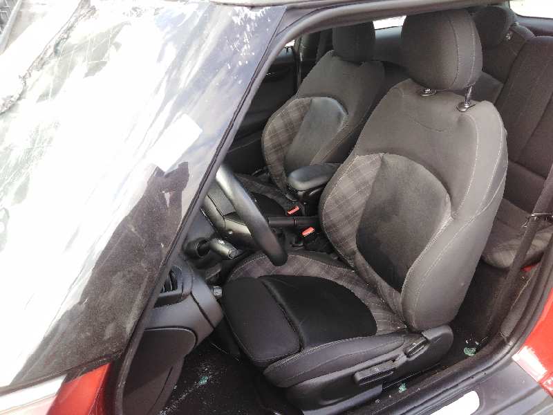 ASIENTO DELANTERO DERECHO