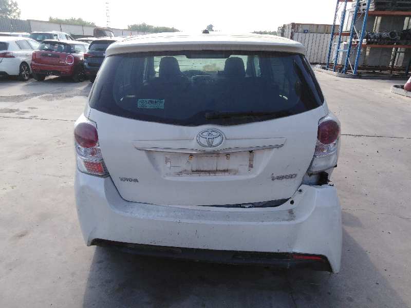 TOYOTA VERSO 2009