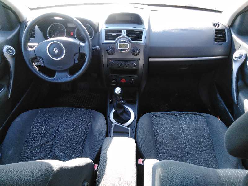 RENAULT MEGANE II BERLINA 5P 2002