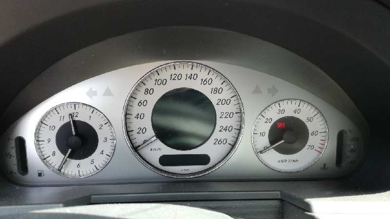 MERCEDES CLASE E (W211) BERLINA 2002