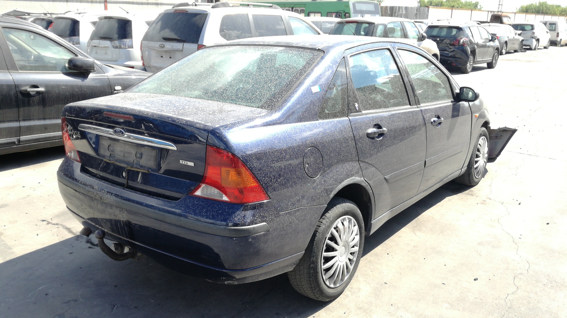 FORD FOCUS BERLINA (CAK) 1998