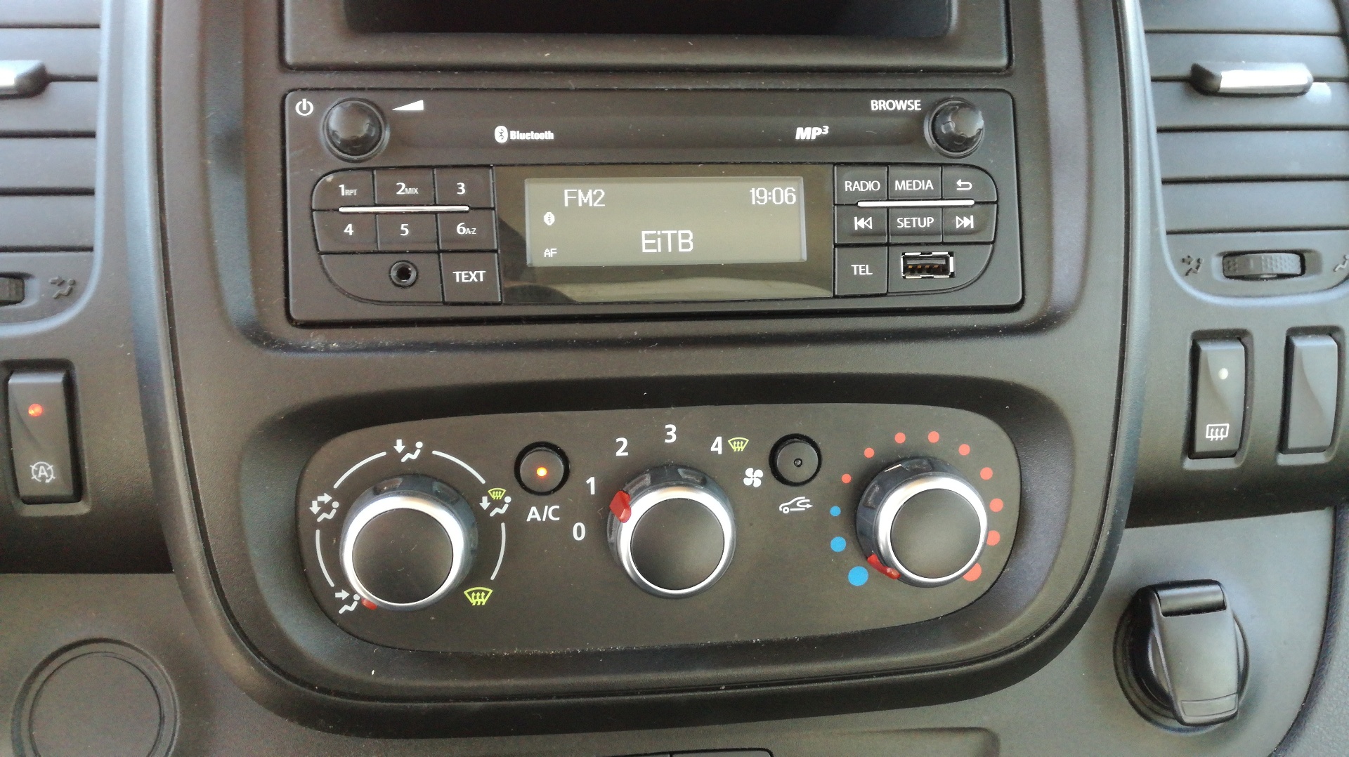 RETROVISOR IZQUIERDO