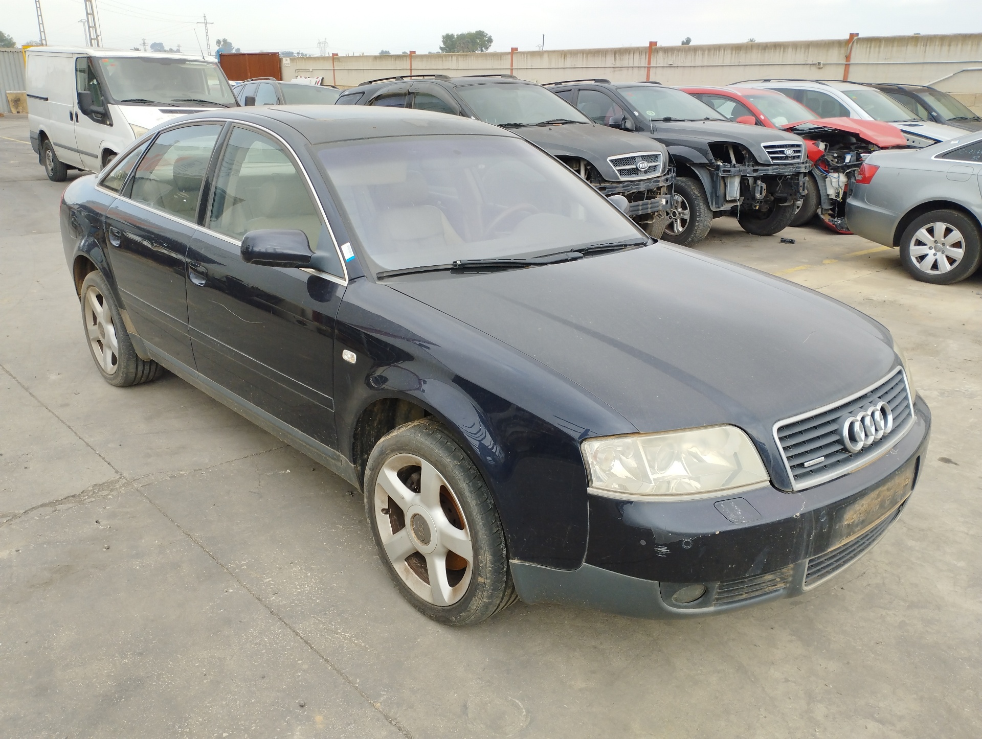 AUDI A6 BERLINA (4B2) 2001