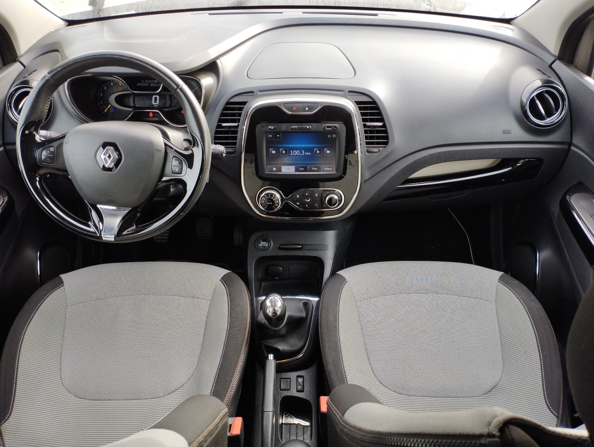 ASIENTO DELANTERO IZQUIERDO