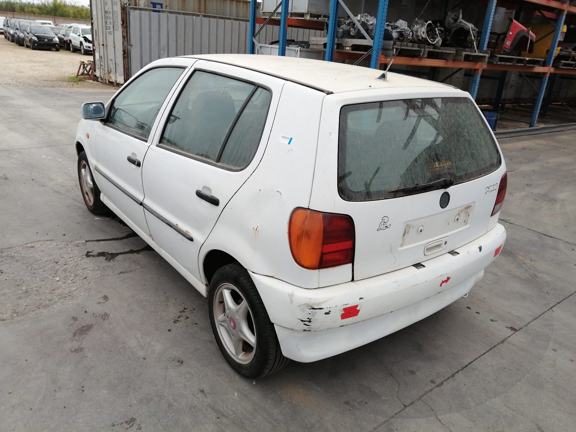 VOLKSWAGEN POLO BERLINA (6N1) 1994