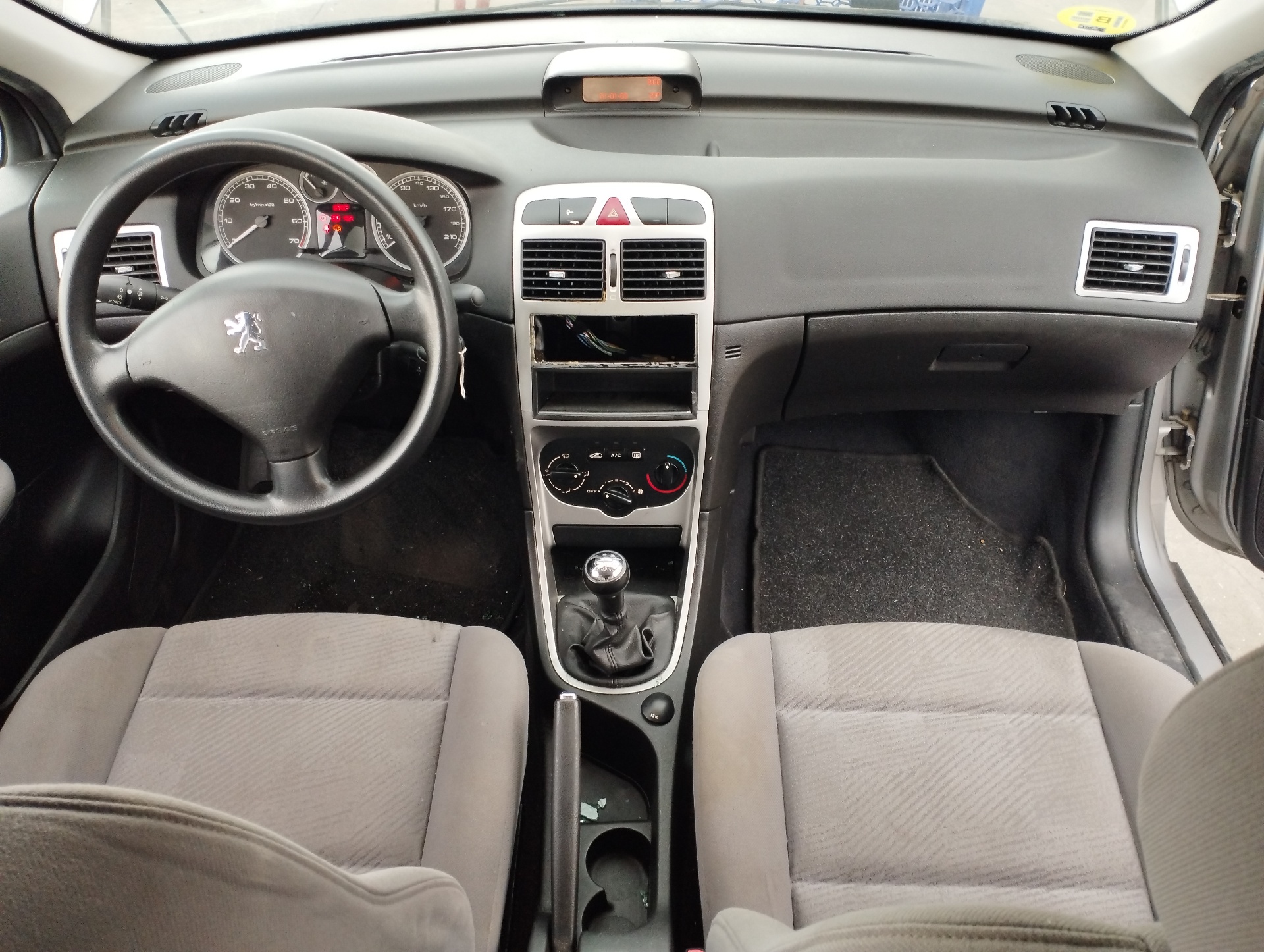 PEUGEOT 307 (S1) 2001