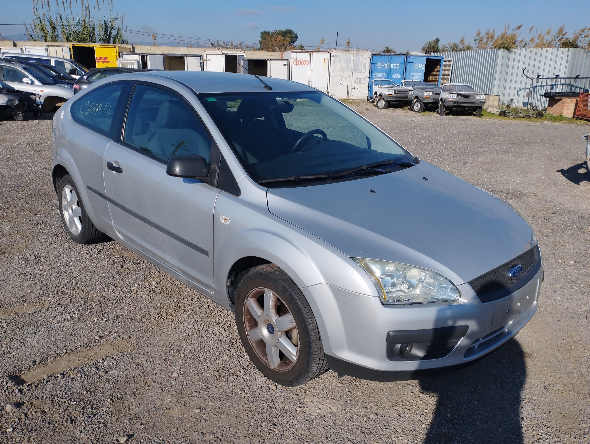 FORD FOCUS BERLINA (CAP) 2004