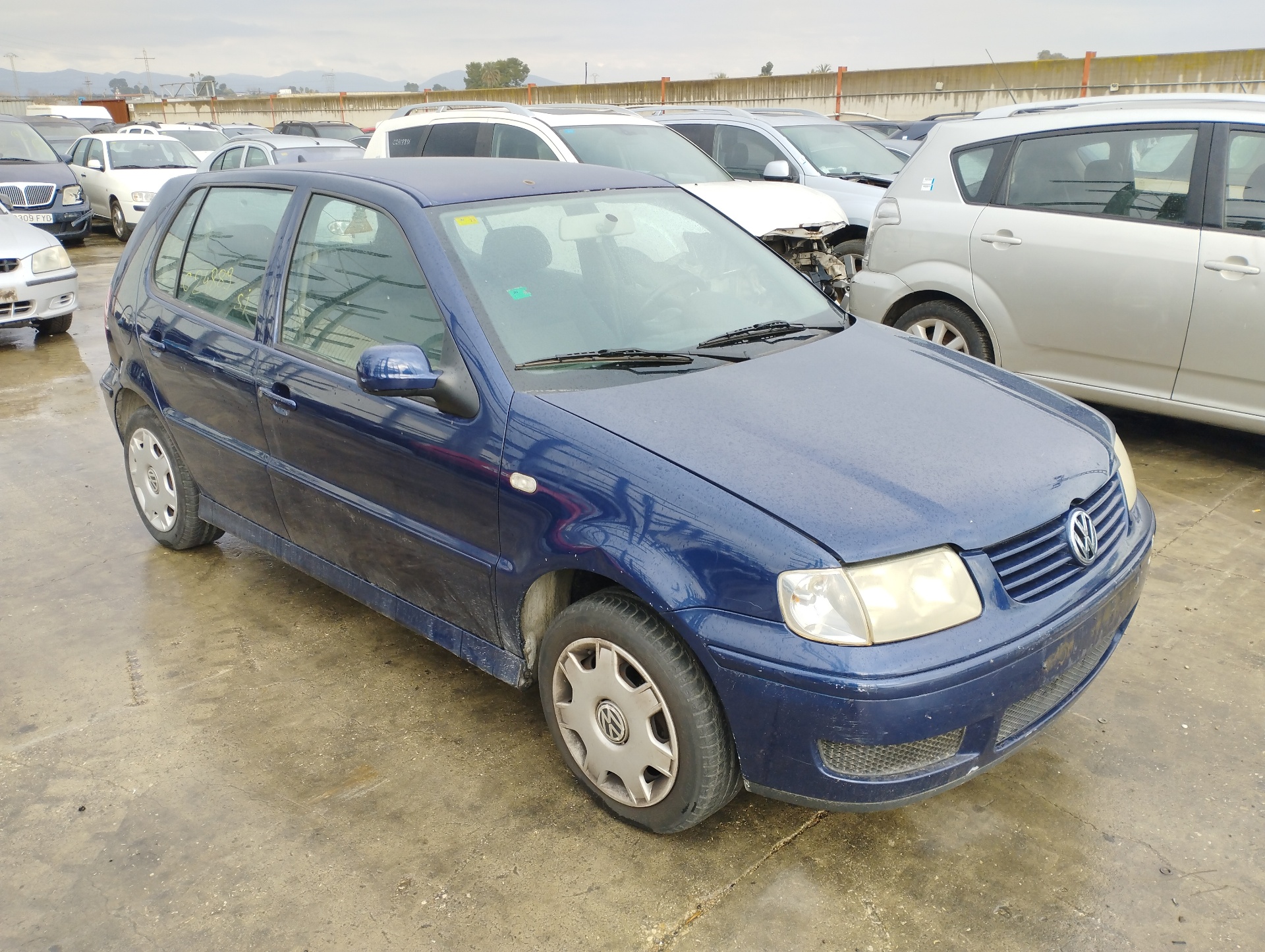 VOLKSWAGEN POLO BERLINA (6N2) 1999