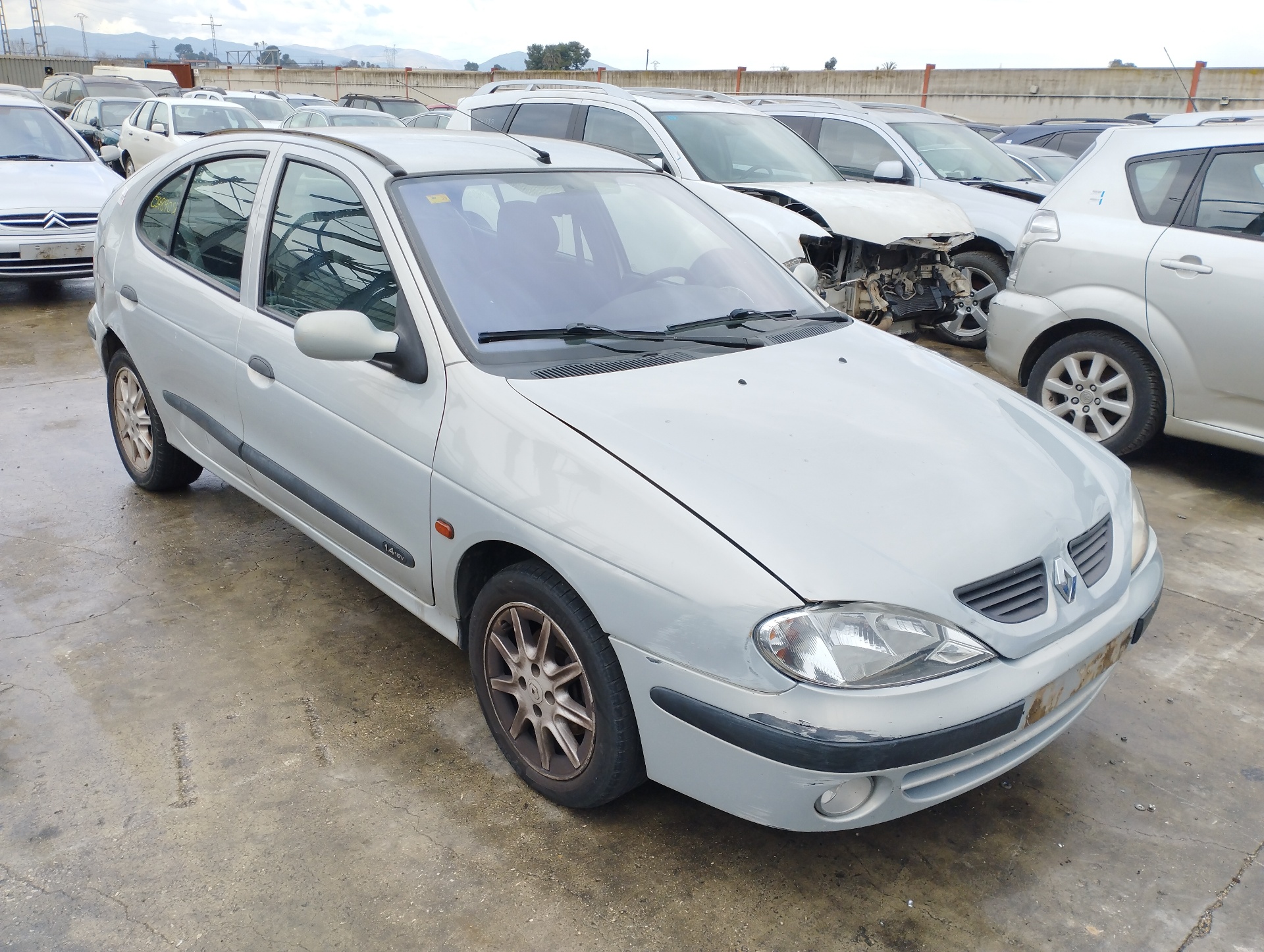 RENAULT MEGANE I FASE 2 BERLINA (BA0) 1999