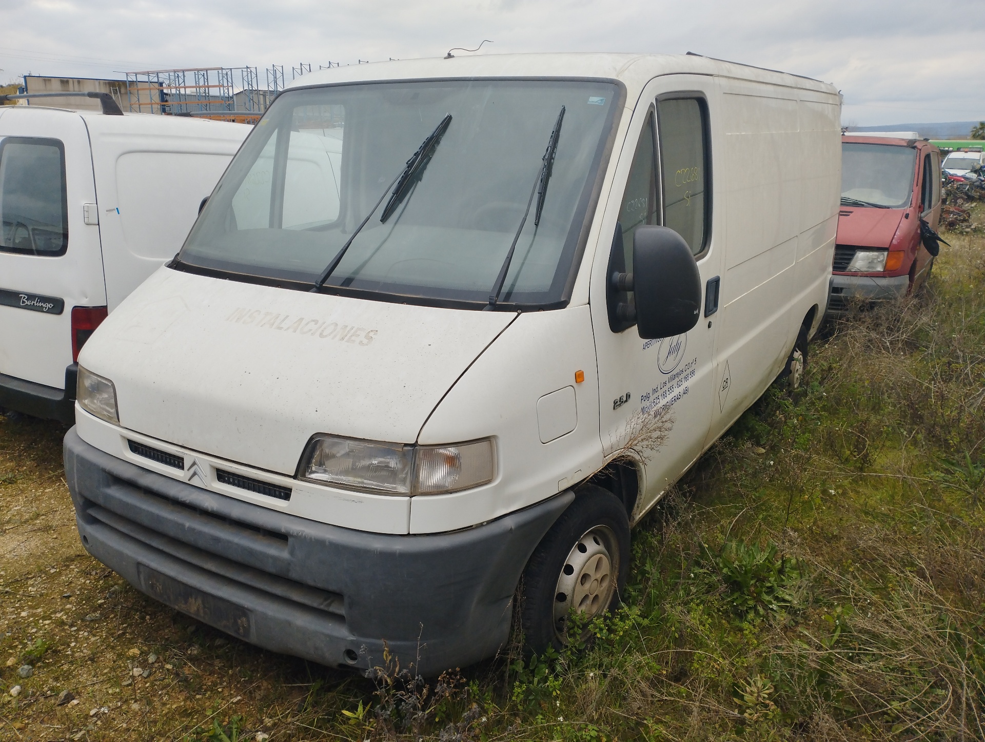 PARAGOLPES DELANTERO