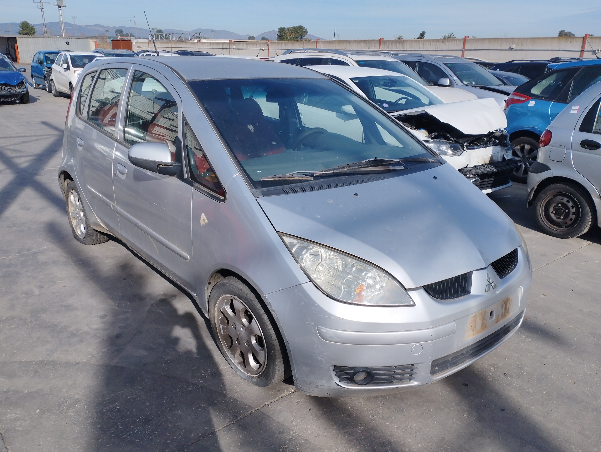 MITSUBISHI COLT BERLINA 5 (Z30A) 2004