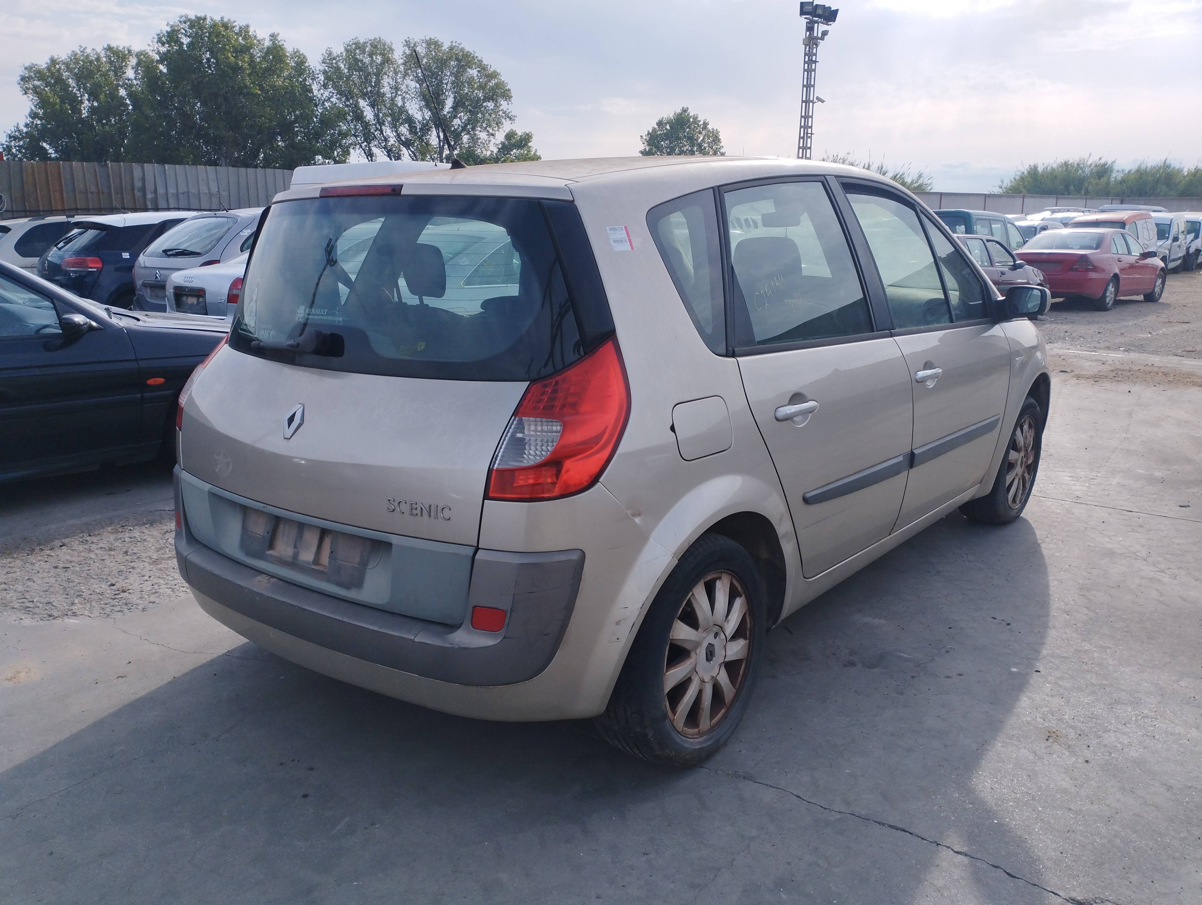 RENAULT SCENIC II 2003