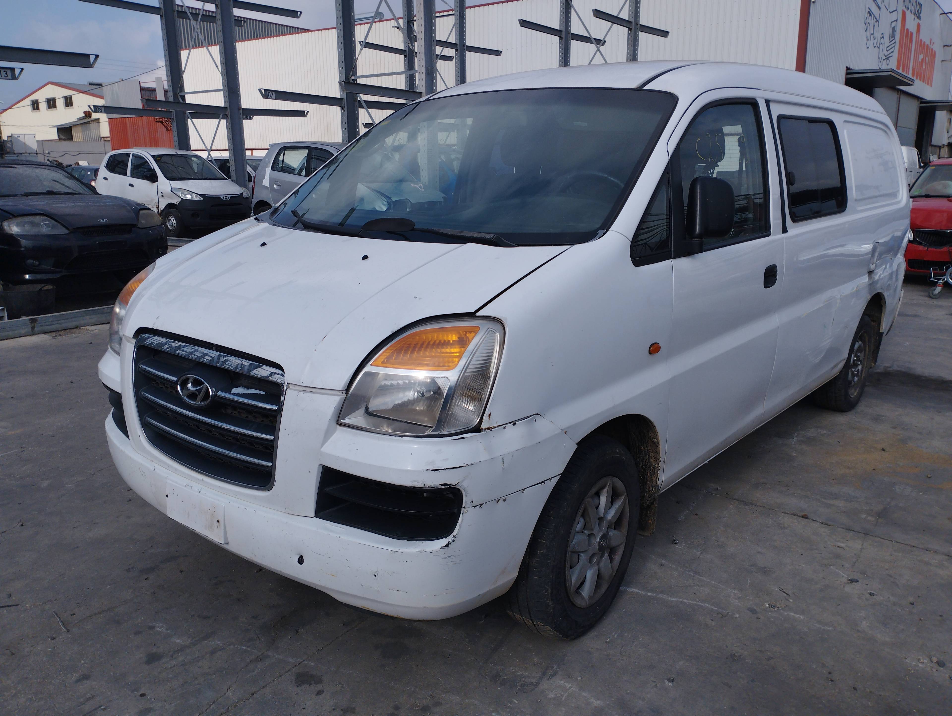 HYUNDAI H 1 1999