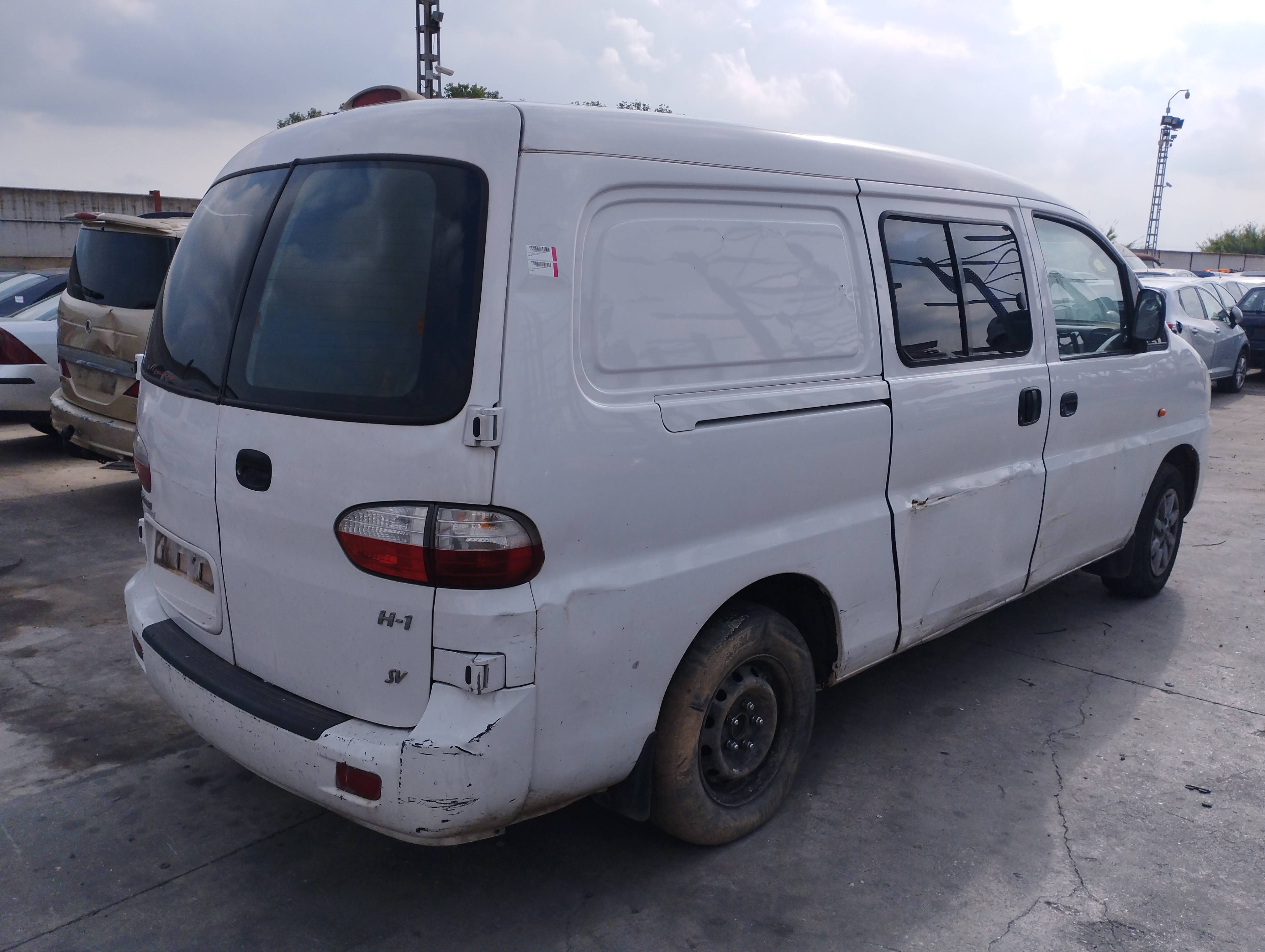 HYUNDAI H 1 1999