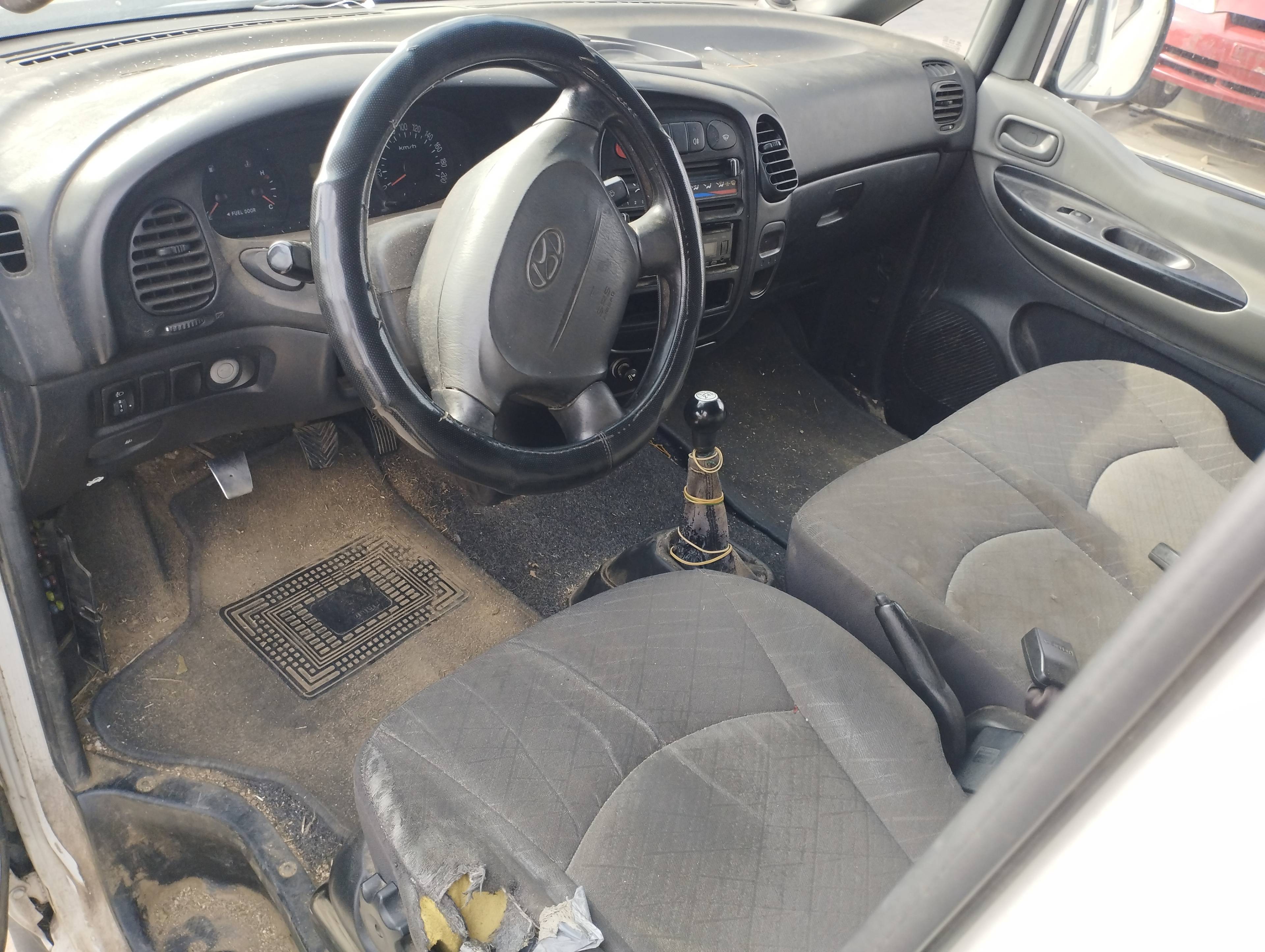 HYUNDAI H 1 1999