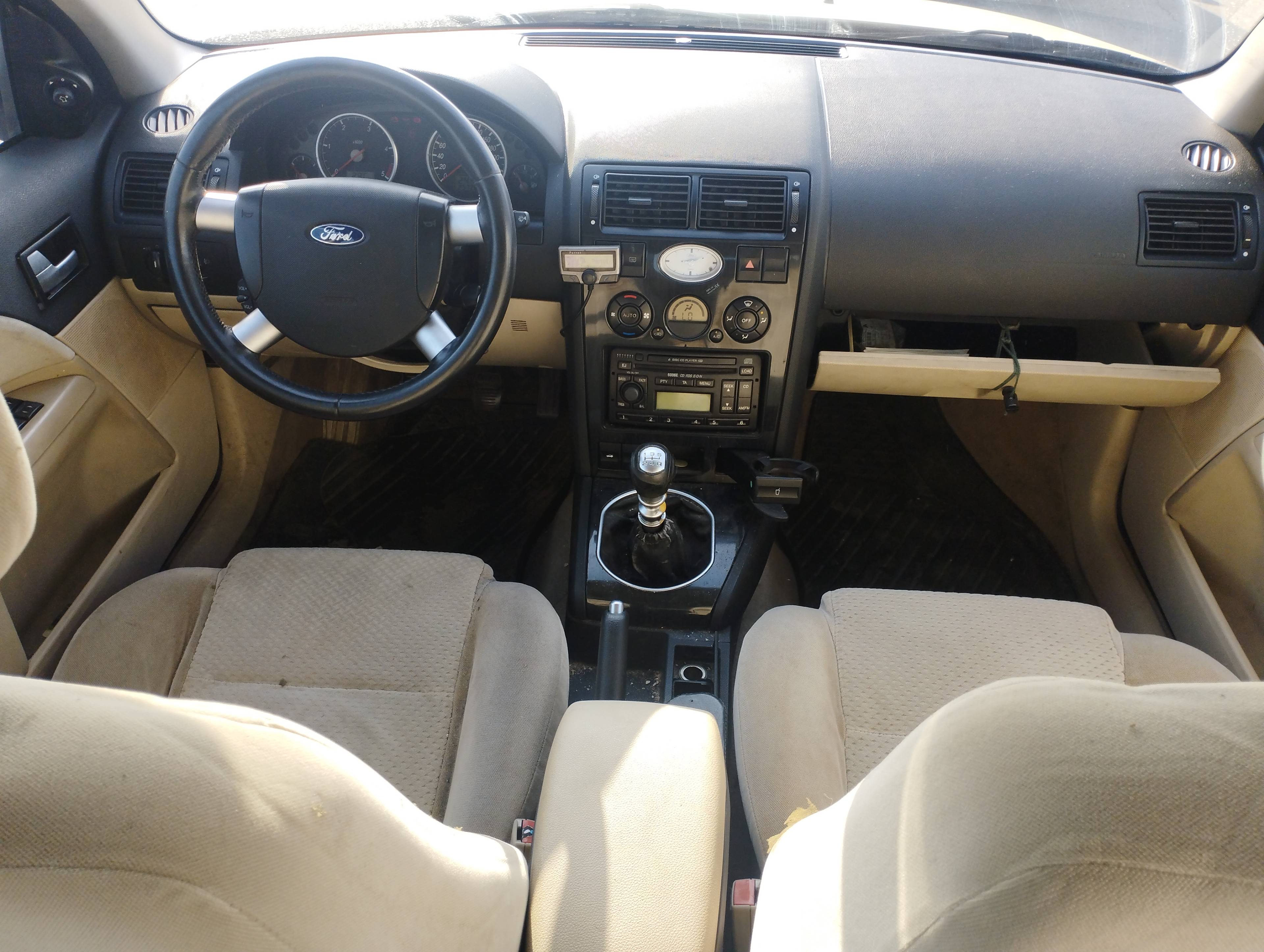 FORD MONDEO BERLINA (GE) 2000