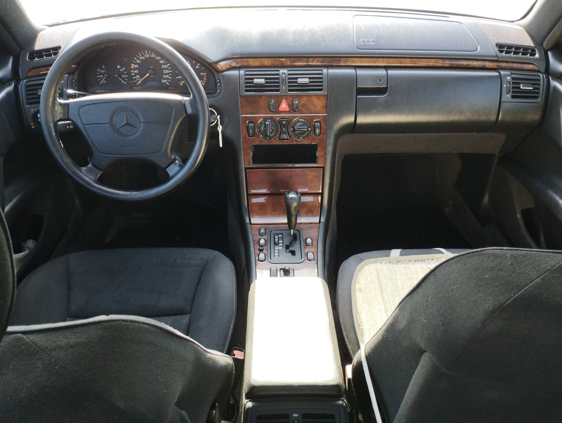 MERCEDES CLASE E (W210) BERLINA DIESEL 1995