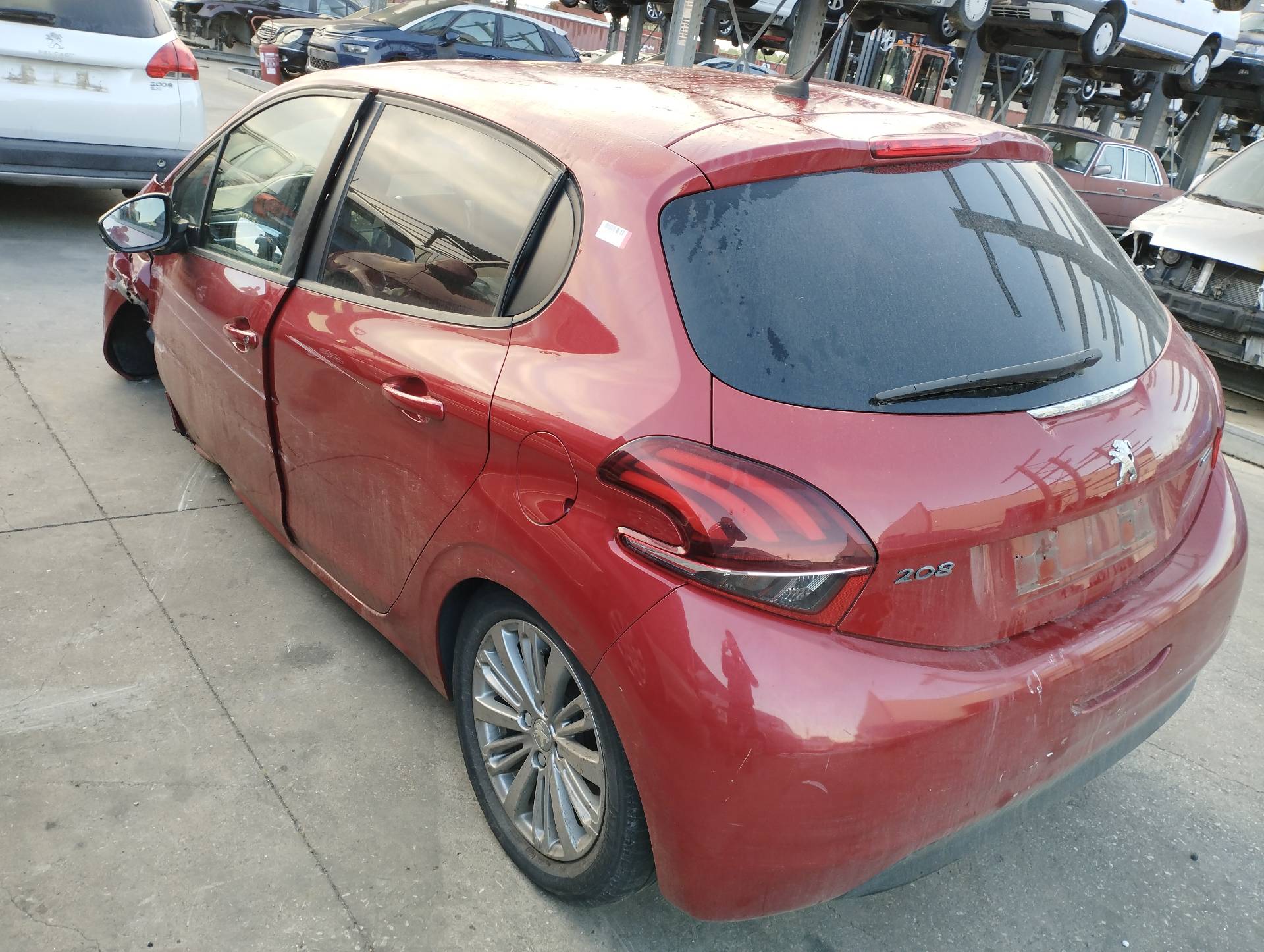 PEUGEOT 208 2012