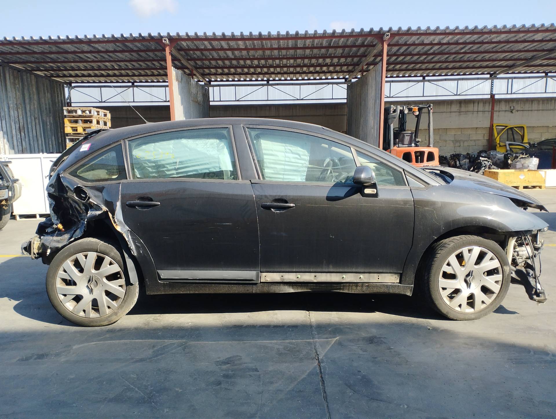 CITROEN C4 BERLINA 2004
