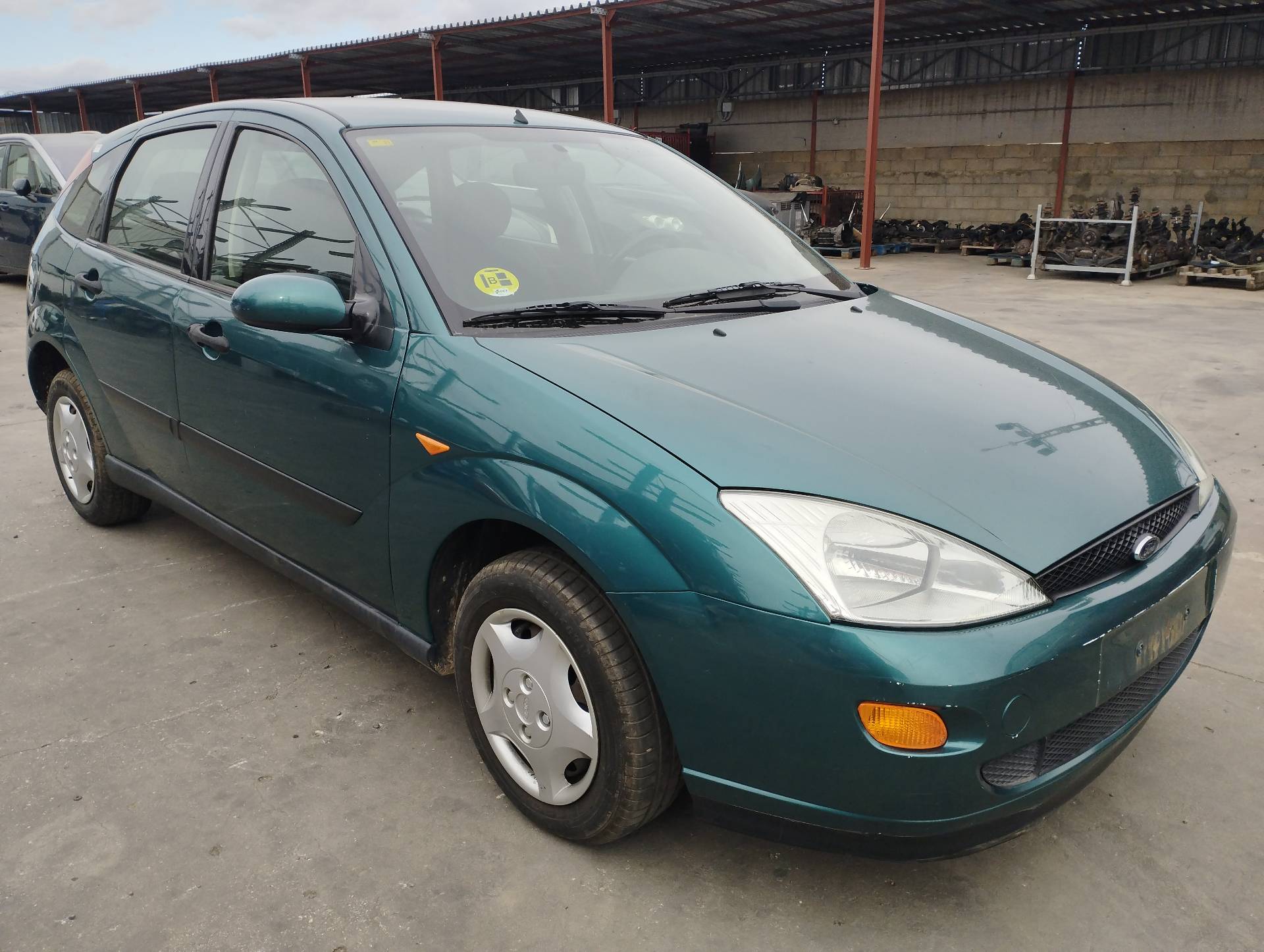 FORD FOCUS BERLINA (CAK) 1998