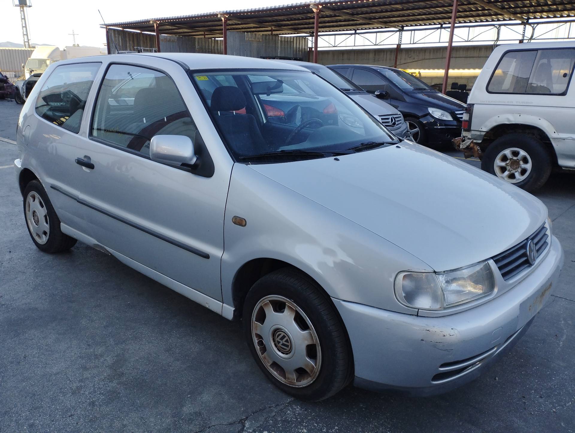 VOLKSWAGEN POLO BERLINA (6N1) 1994