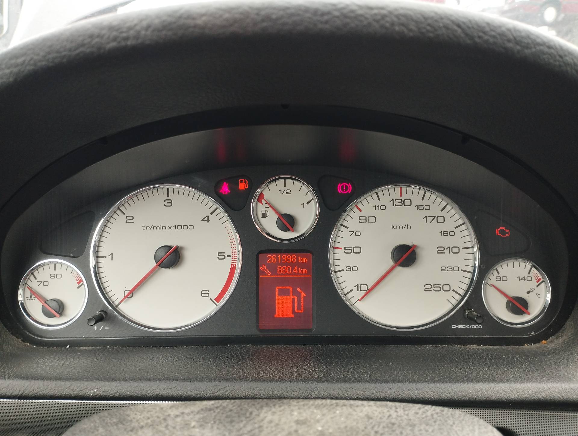 PEUGEOT 407 2004