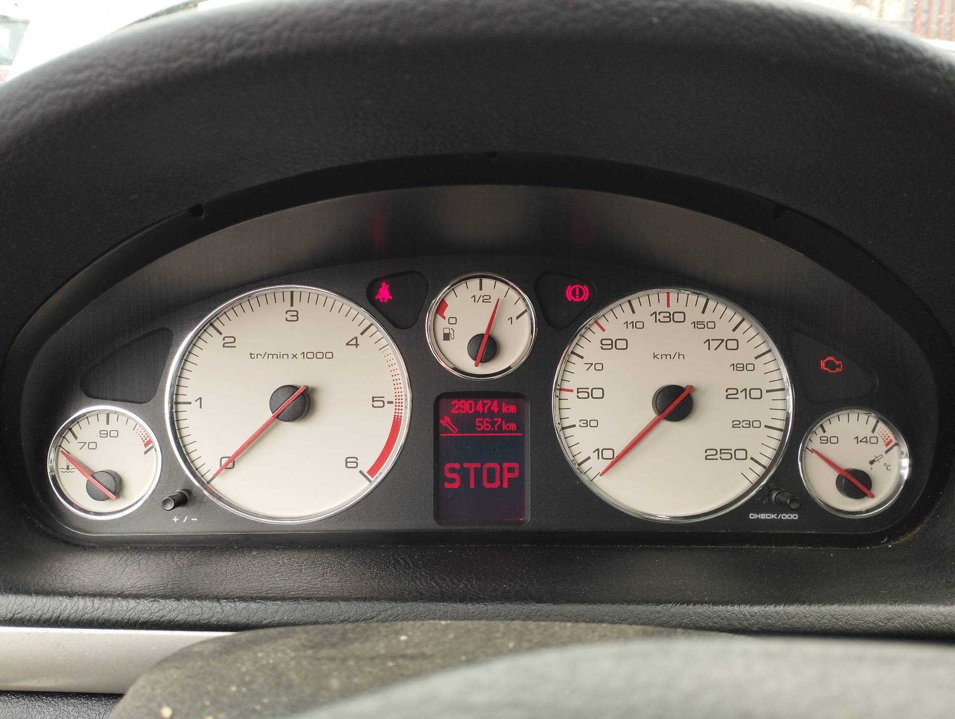 PEUGEOT 407 2004