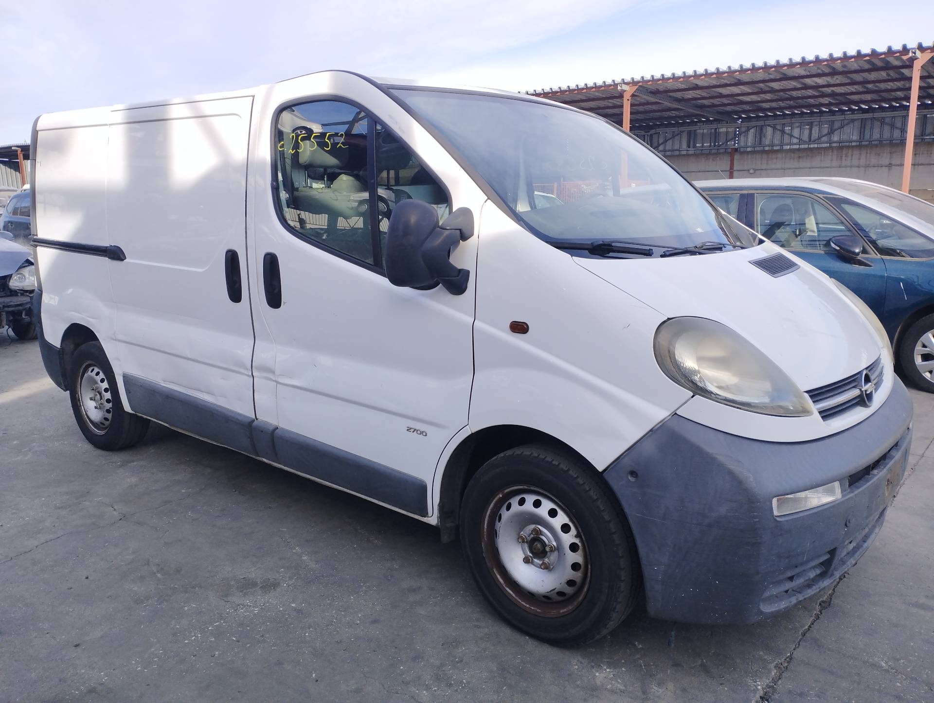 OPEL VIVARO 2001