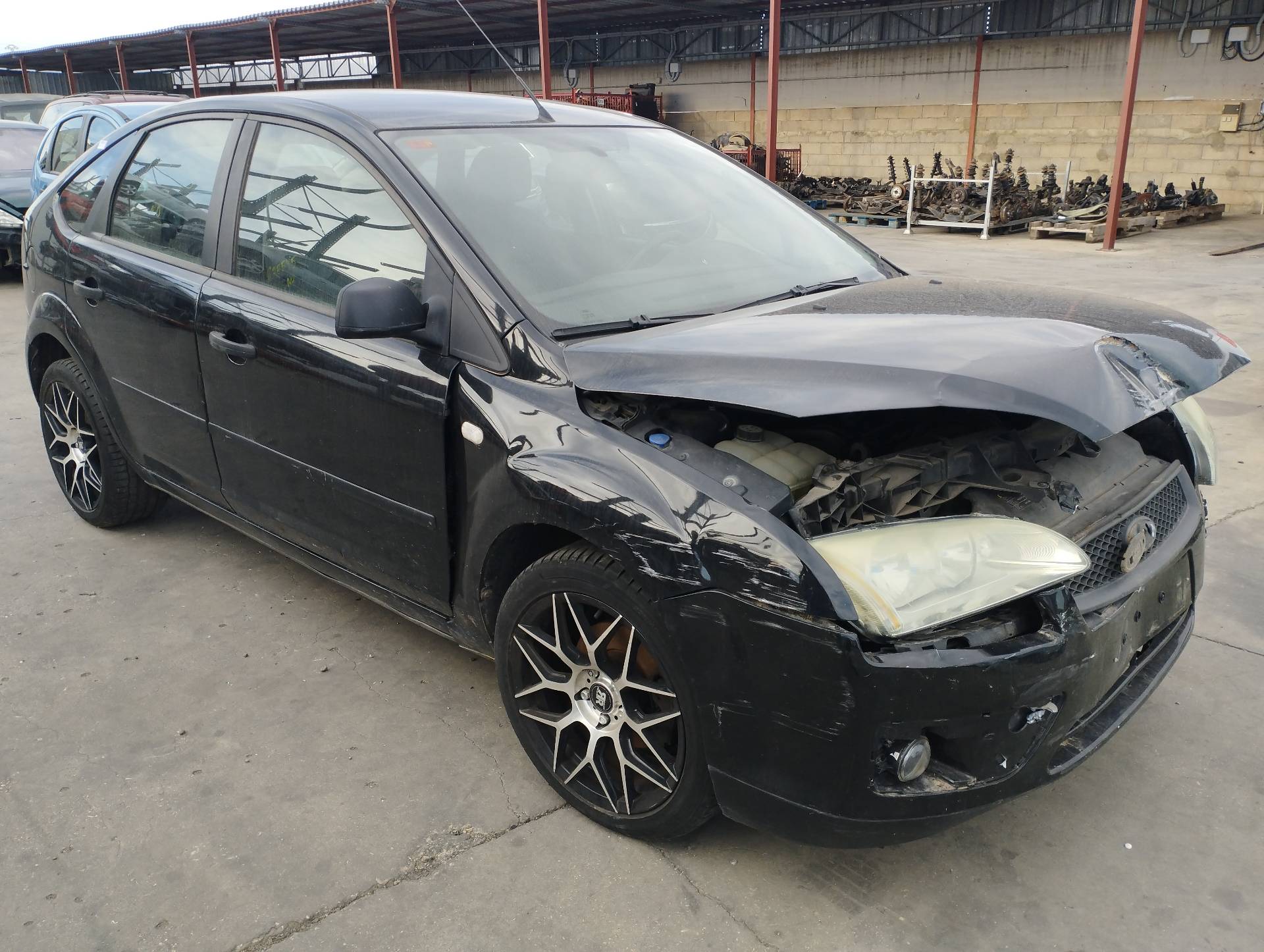 FORD FOCUS BERLINA (CAP) 2004