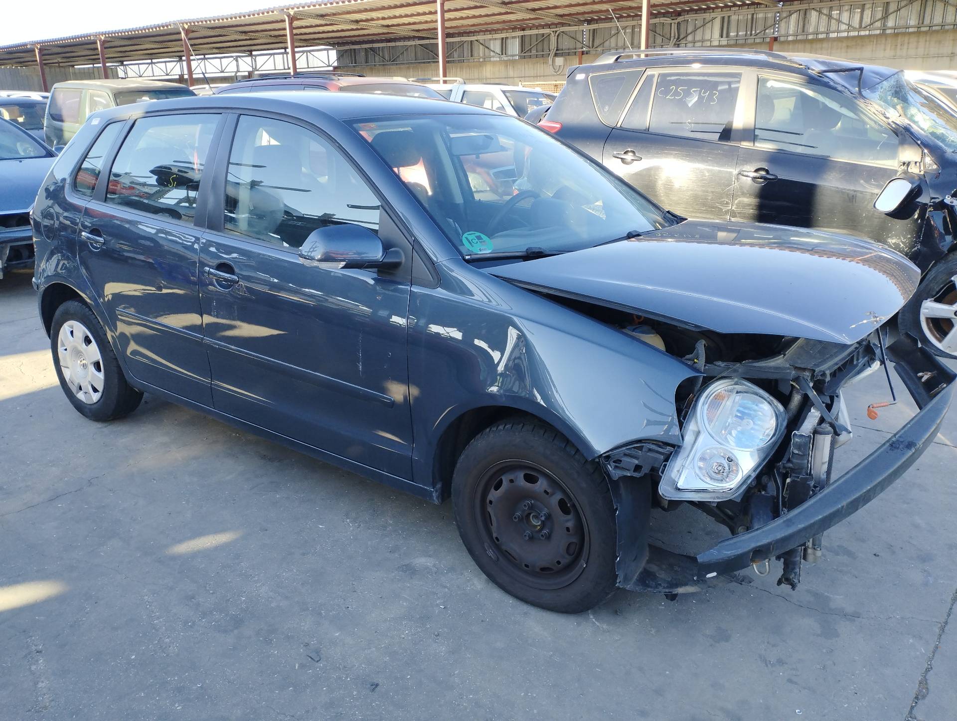 VOLKSWAGEN POLO (9N3) 2005