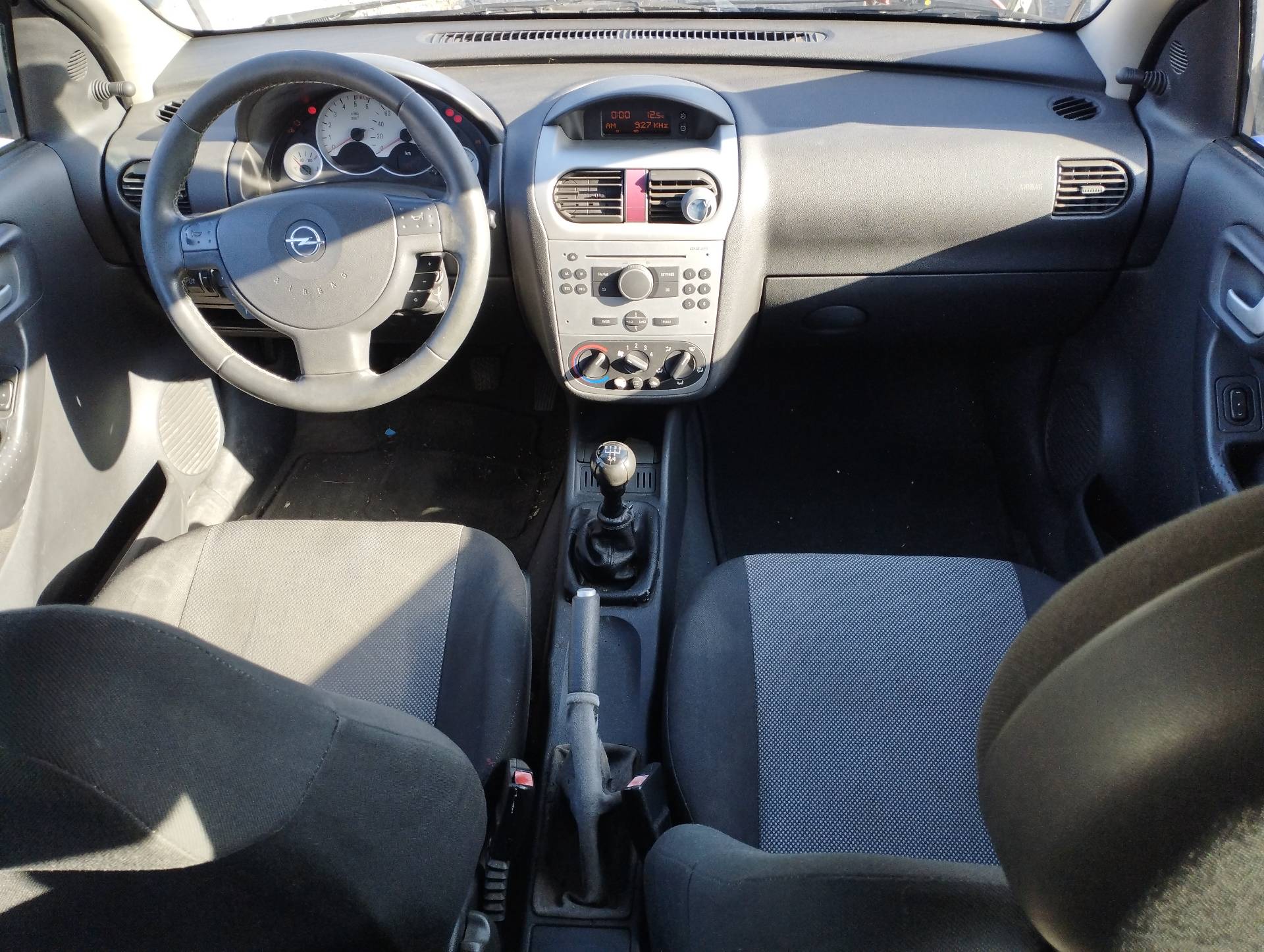 OPEL CORSA C 2003