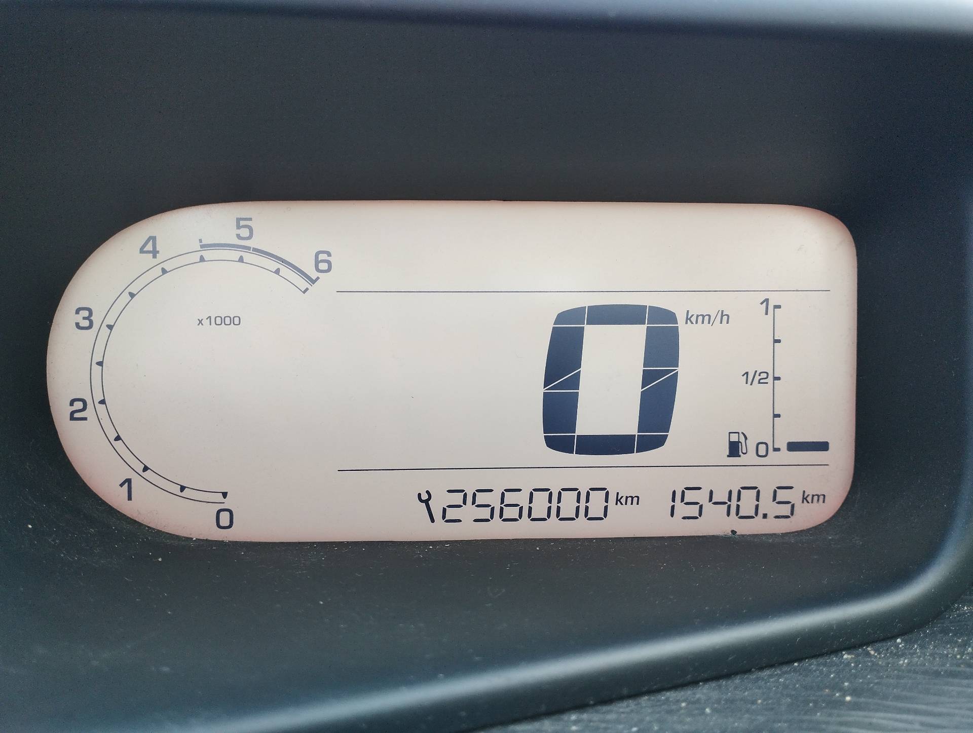 RETROVISOR IZQUIERDO