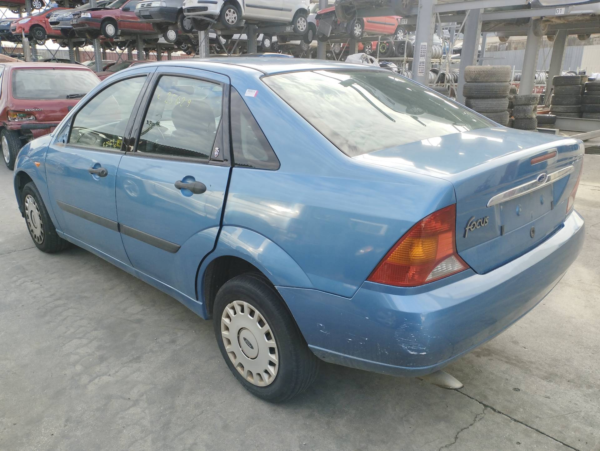 FORD FOCUS BERLINA (CAK) 1998